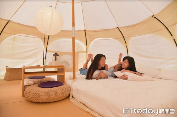 Three camping sites in Miaoli now offer Mongolian yurts equipped with beds, sofas, and air conditioning to guests.