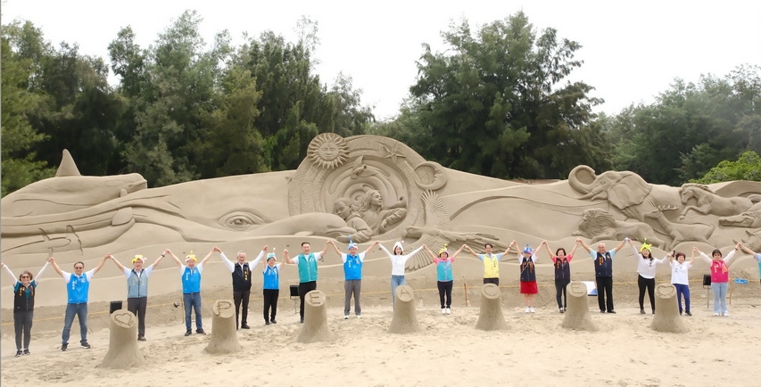 通霄サンドアートフェスティバル 世界の砂の城、のんびりと夏の散策。