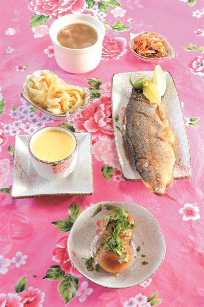 在地的餐廳研發出新鮮的鱒魚與鱘龍魚特色料理