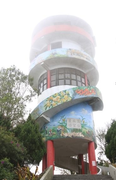  Miaoli County which boasts panoramic views of seas of clouds, sunrise, and sunset. 