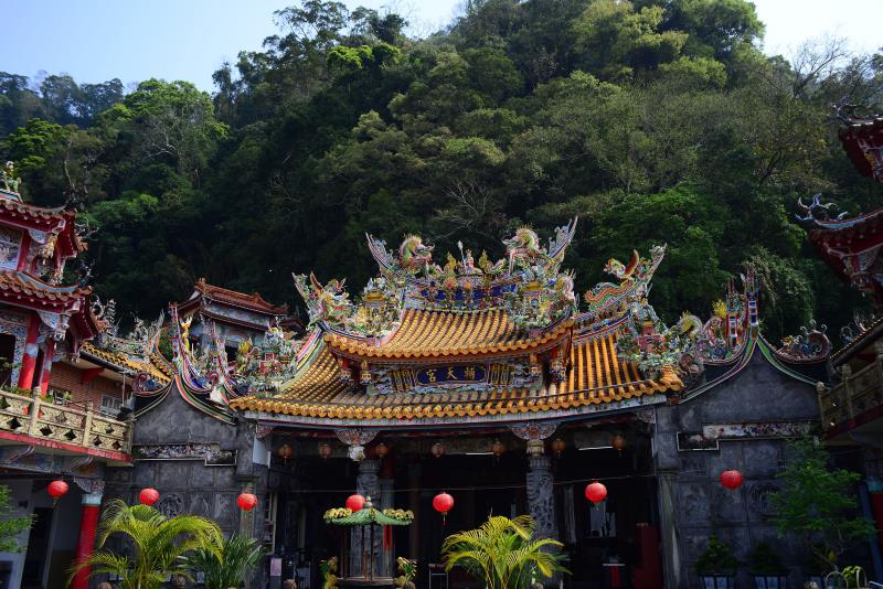 Shitoushan Quanhua Temple